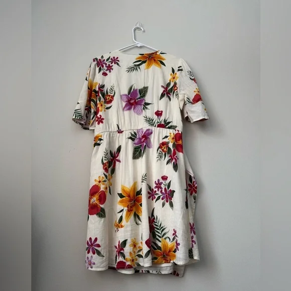 Waist-Difined Bell-Sleeve Faux-Wrap Dress for Women, white floral, Size L - Picture 9 of 12